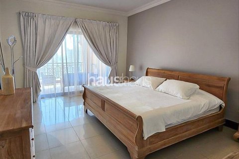 Снять в аренду квартиру в Golden Mile, Пальма Джумейра, Дубай: 2 спальни, 166м², № 44506 - фото 5