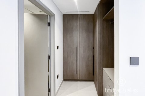 Снять в аренду виллу в Дубае: 3 спальни, 140.5м², № 77276 - фото 16