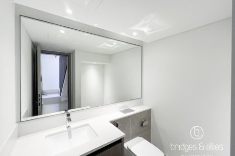 Снять в аренду виллу в Дубае: 3 спальни, 140.5м², № 77276 - фото 19