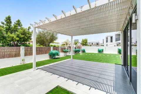 Villa en Dubai Hills Estate, Dubai, 5 dormitorios, 418 m², № 57928 - foto 21