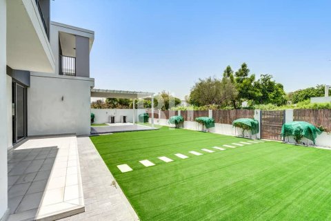 Villa en Dubai Hills Estate, Dubai, 5 dormitorios, 418 m², № 57928 - foto 19