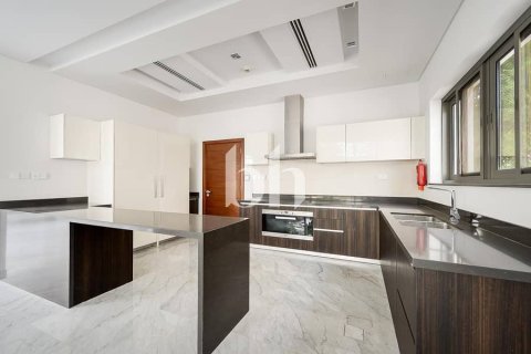 Villa en Mohammed Bin Rashid City, Dubai, 4 dormitorios, 700 m², № 57925 - foto 5