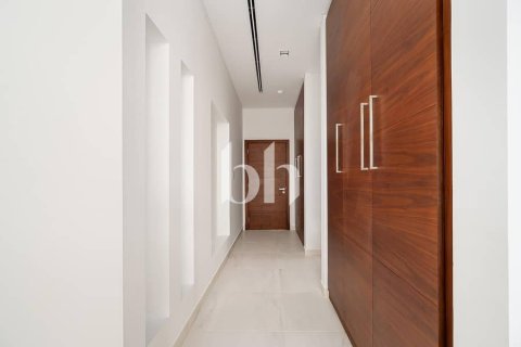 Villa en Mohammed Bin Rashid City, Dubai, 4 dormitorios, 700 m², № 57925 - foto 16
