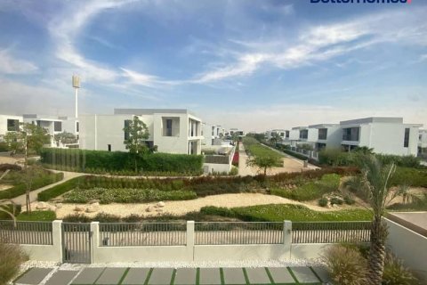 Снять в аренду виллу в Дубай Хилс Эстейт, Дубай: 4 спальни, 444м², № 57929 - фото 2