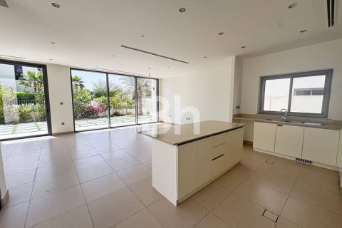 Снять в аренду виллу в Дубай Хилс Эстейт, Дубай: 4 спальни, 444м², № 57929 - фото 15