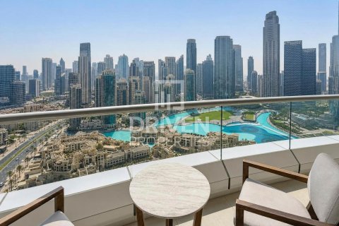 Apartment in Downtown Dubai (Downtown Burj Dubai), Dubai 2 bedrooms, 171.68 sq.m. № 138779 - photo 16
