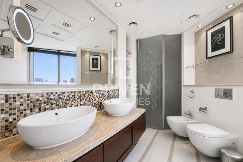 Apartment in Downtown Dubai (Downtown Burj Dubai), Dubai 2 bedrooms, 171.68 sq.m. № 138779 - photo 14
