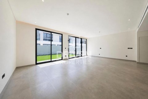 Townhouse in Dubai Land, Dubai 3 bedrooms, 232.63 sq.m. № 138784 - photo 2