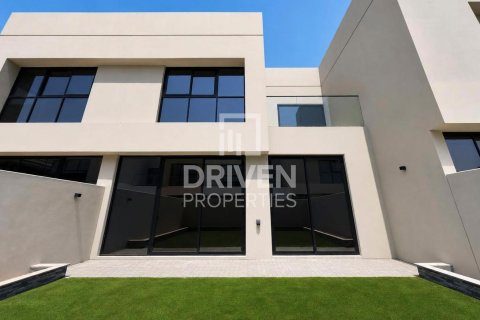 Townhouse in Dubai Land, Dubai 3 bedrooms, 232.63 sq.m. № 138784 - photo 29