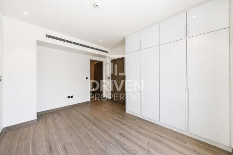 Adosado en Dubai Land, Dubai, 3 dormitorios, 232.72 m², № 138782 - foto 9