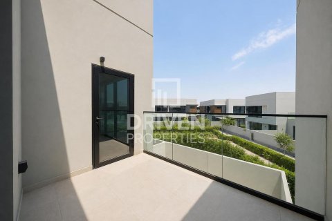 Adosado en Dubai Land, Dubai, 3 dormitorios, 232.72 m², № 138782 - foto 23