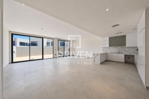 Adosado en Dubai Land, Dubai, 3 dormitorios, 232.72 m², № 138782 - foto 2