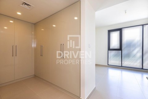 Townhouse in Maple at Dubai Hills Estate, Dubai Hills Estate, Dubai 4 bedrooms, 291.07 sq.m. № 138781 - photo 8