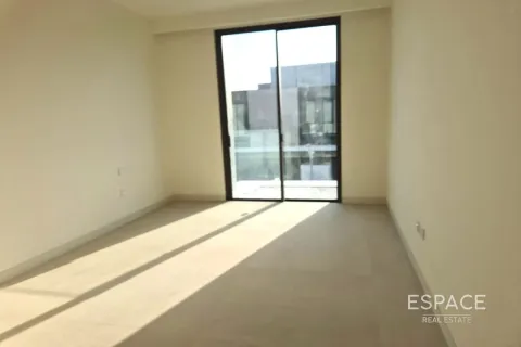 Купить таунхаус в Nadd Al Sheba, Дубай: 3 спальни, 168м², № 61863 - фото 4