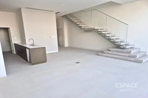 Купить таунхаус в Nadd Al Sheba, Дубай: 3 спальни, 168м², № 61863 - фото 2