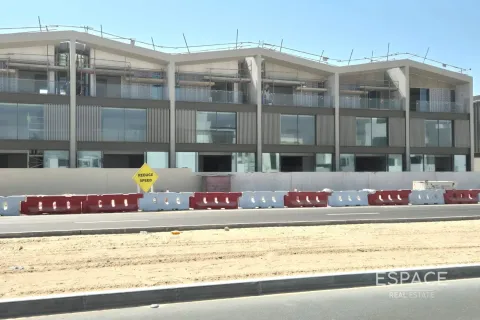 Купить таунхаус в Nadd Al Sheba, Дубай: 3 спальни, 168м², № 61863 - фото 11