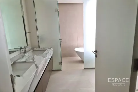 Купить таунхаус в Nadd Al Sheba, Дубай: 3 спальни, 168м², № 61863 - фото 8