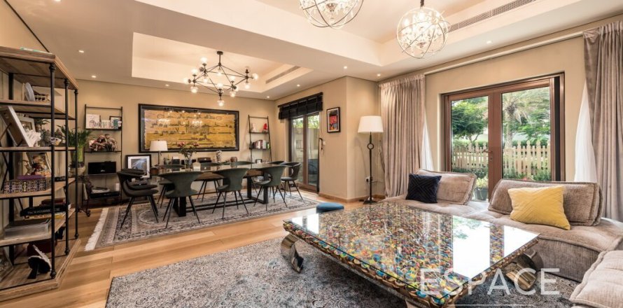 Таунхаус в Al Furjan, Дубай, 3 спальни, 262м², № 61866