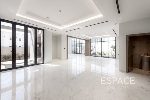 Villa en Al Furjan, Dubai, 6 dormitorios, 571 m², № 61864 - foto 3