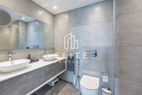 Apartment in Business Bay, Dubai 2 bedrooms, 145 sq.m. № 141248 - photo 11