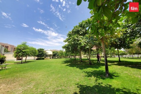 Appartement à Motor City, Dubai, 2 chambres, 138.8 m², № 122010 - photo 24