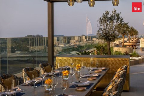 Hotel Apartment in Dubai Media City, Dubai 2 bedrooms, 105.9 sq.m. № 9125 - photo 2