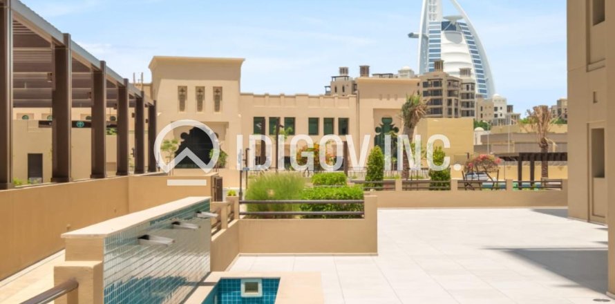 Квартира в Madinat Jumeirah Living, Умм-Сукейм, Дубай, 2 спальни, 128м², № 38210