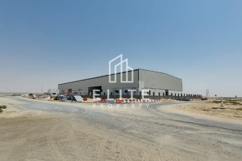 Warehouse in Dubai 5331 sq.m. № 37172 - photo 2