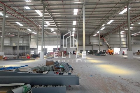 Warehouse in Dubai 5331 sq.m. № 37172 - photo 20