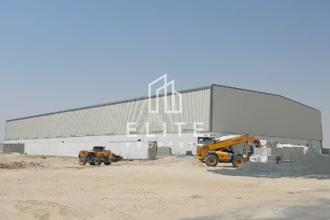 Warehouse in Dubai 5331 sq.m. № 37172 - photo 7