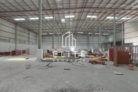 Warehouse in Dubai 5331 sq.m. № 37172 - photo 19