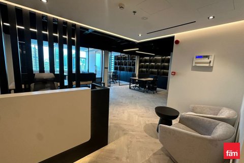 Bureau à Dubai, 116.7 m², № 112792