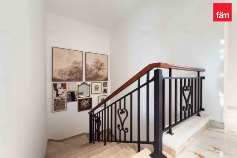 Villa à Dubai, 4 chambres, 266.1 m², № 112798 - photo 17