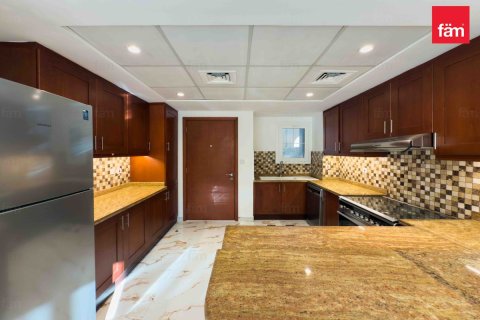 Villa à Dubai, 4 chambres, 266.1 m², № 112798 - photo 15