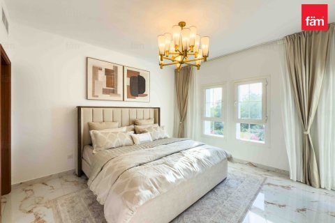 Villa à Dubai, 4 chambres, 266.1 m², № 112798 - photo 8
