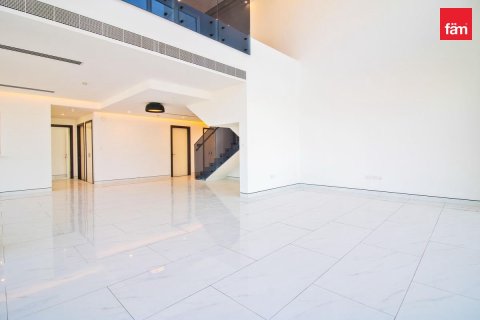 Apartment in Al Wasl, Dubai 3 bedrooms, 267.7 sq.m. № 16965 - photo 15