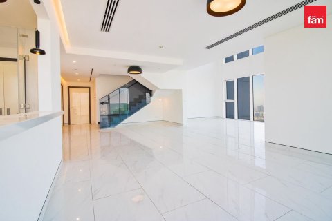 Apartment in Al Wasl, Dubai 3 bedrooms, 267.7 sq.m. № 16965 - photo 2