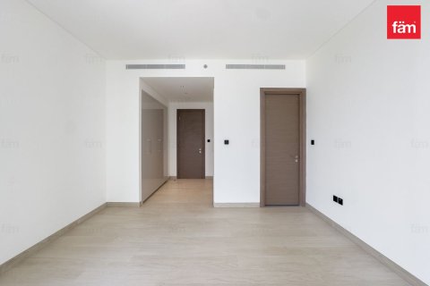 Apartment in Dubai 4 bedrooms, 218.6 sq.m. № 124370 - photo 18