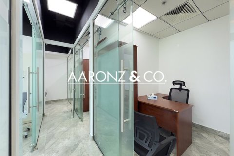 Office in Business Bay, Dubai 104.7 sq.m. № 78351 - photo 12