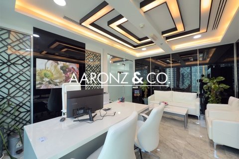 Office in Business Bay, Dubai 104.7 sq.m. № 78351 - photo 2