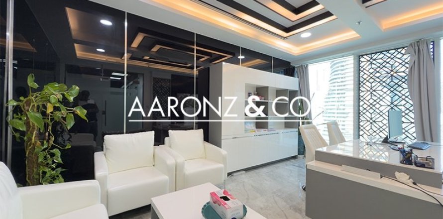 Office in Business Bay, Dubai 104.7 sq.m. № 78351