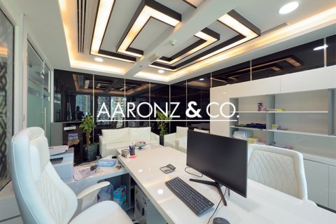 Office in Business Bay, Dubai 104.7 sq.m. № 78351 - photo 3