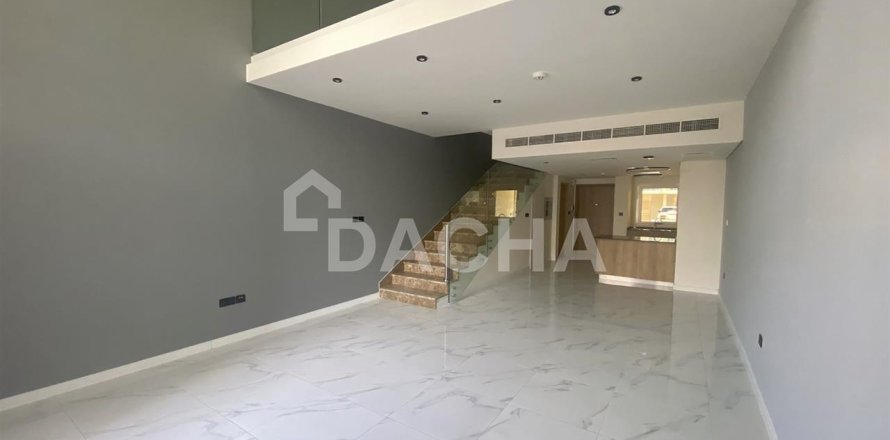 Maison de ville à Rukan, Dubai, 2 chambres, 123.6 m², № 6379