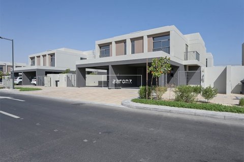 Townhouse in Dubai 3 bedrooms, 274.1 sq.m. № 20985 - photo 1