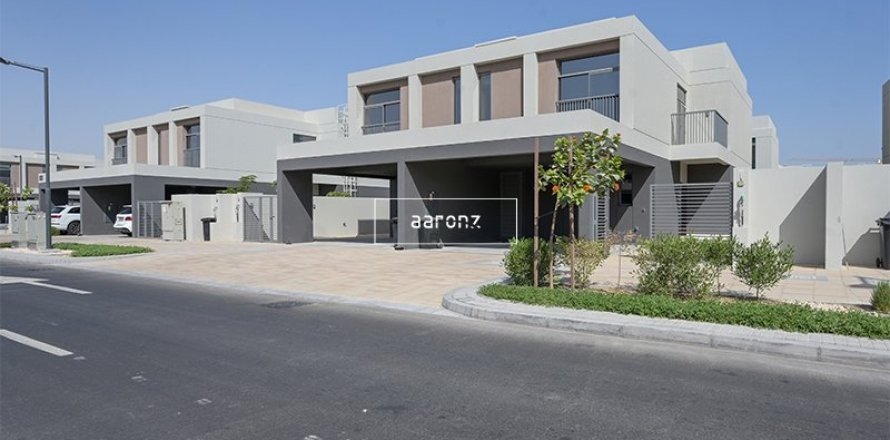 Townhouse in Dubai 3 bedrooms, 274.1 sq.m. № 20985