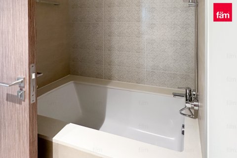 Apartment in Mina Rashid, Dubai 2 bedrooms, 101.6 sq.m. № 95475 - photo 2