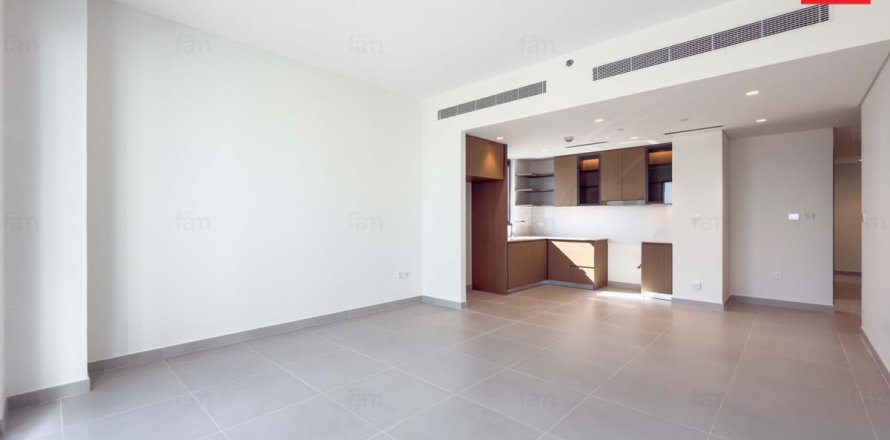 Квартира в Дубае, 2 спальни, 98м², № 95477