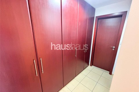 Apartment in Shams, Jumeirah Beach Residence, Dubai 3 bedrooms, 185 sq.m. № 44994 - photo 15