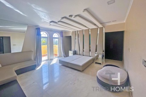 Villa à Legacy, Jumeirah Park, Dubai, 4 chambres, 402.73 m², № 119701 - photo 13