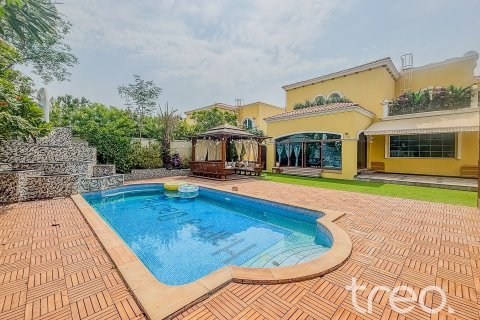 Villa à Legacy, Jumeirah Park, Dubai, 4 chambres, 402.73 m², № 119701 - photo 2